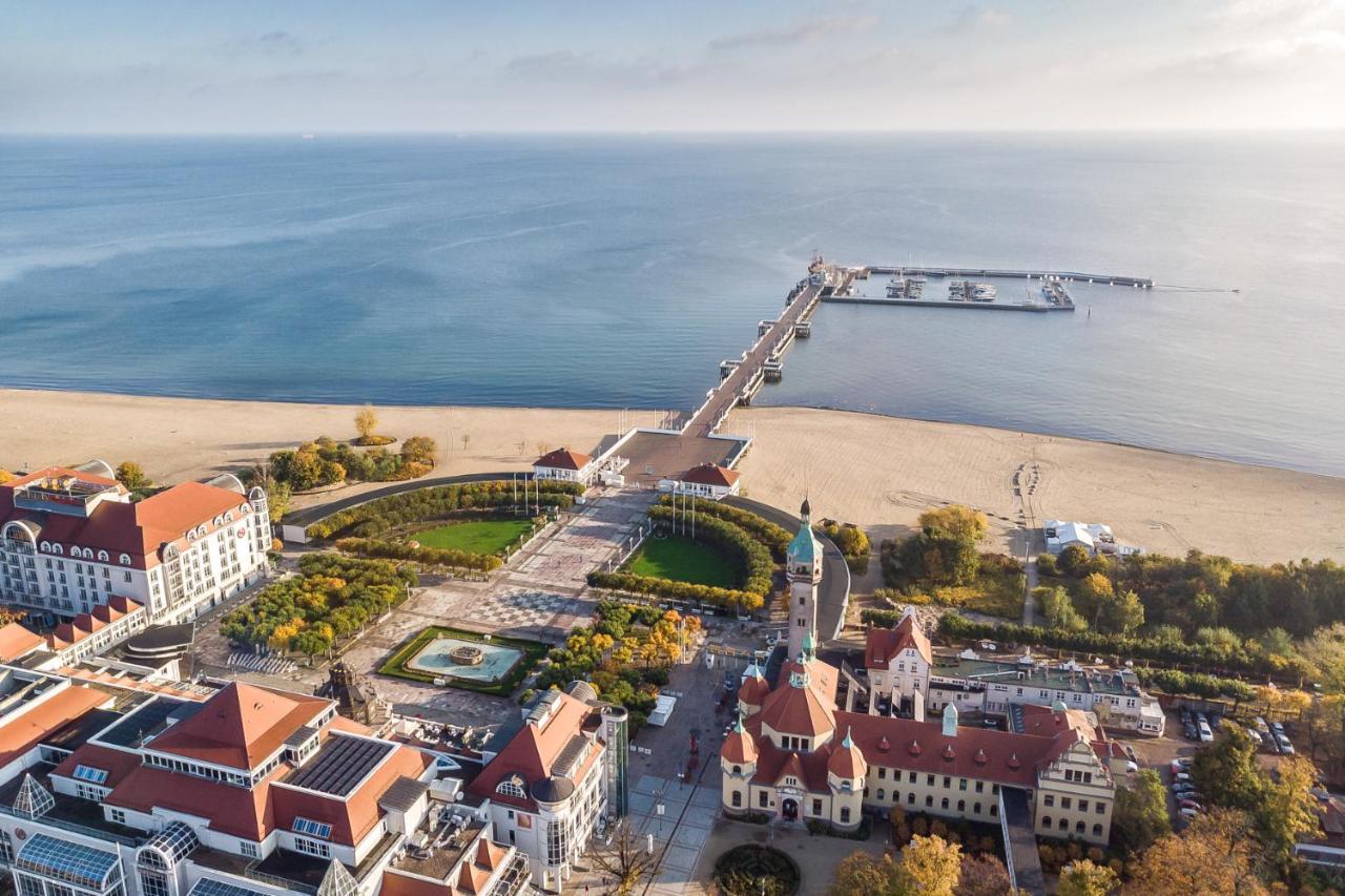 Mesa - Noclegisopot Sopot